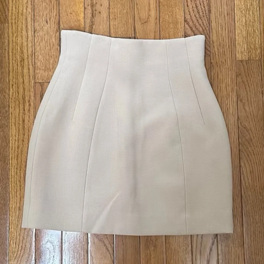 & Other Stories Beige Mini Skirt - Picture 1 of 2